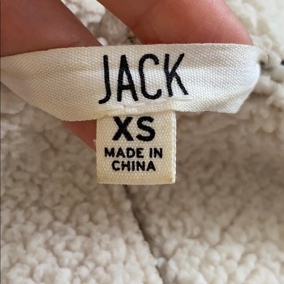 Sheep Skin Vest - Picture 5 of 6